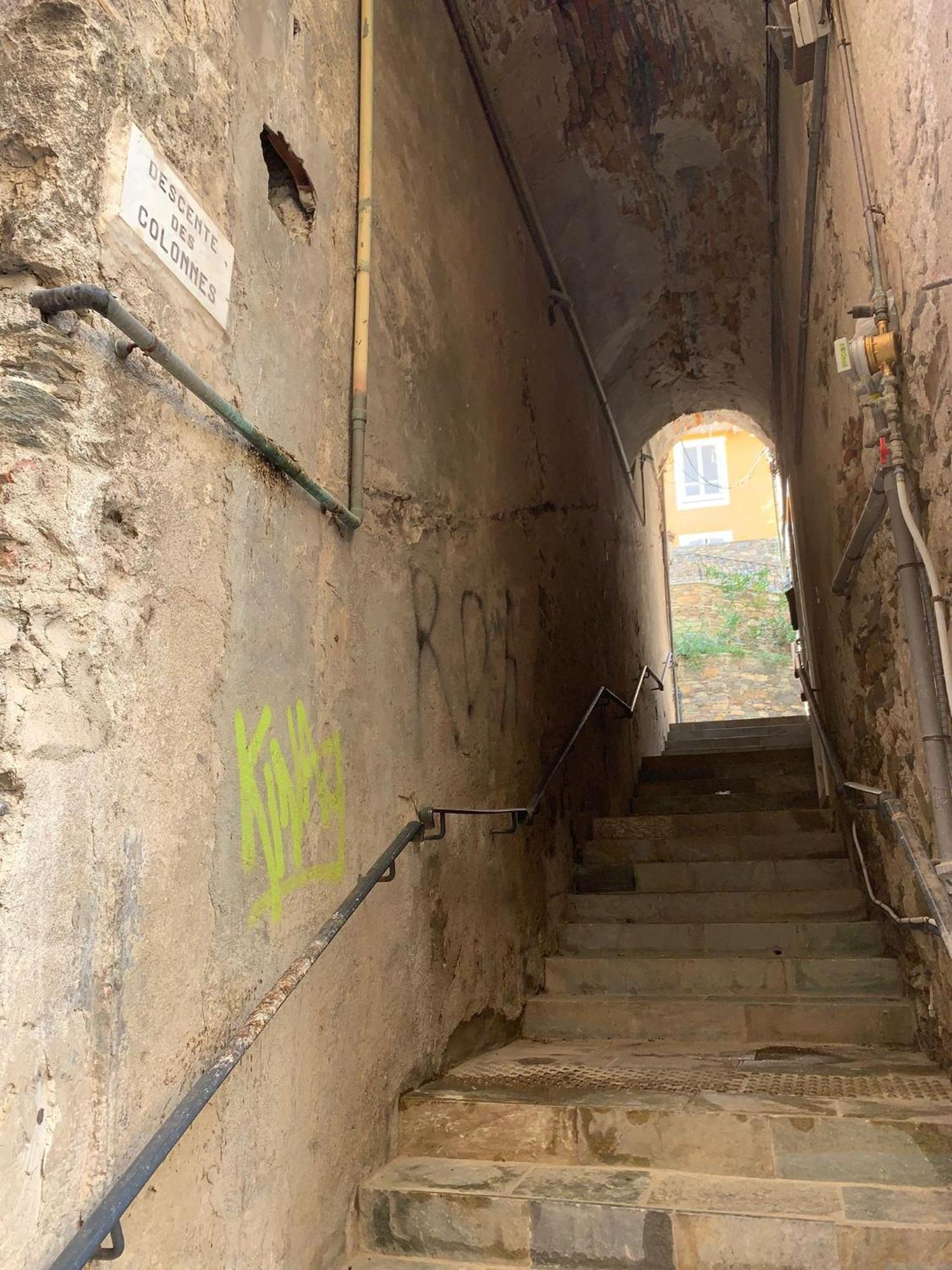 Maison Colonnes 4 Personnes Bastia  Zewnętrze zdjęcie
